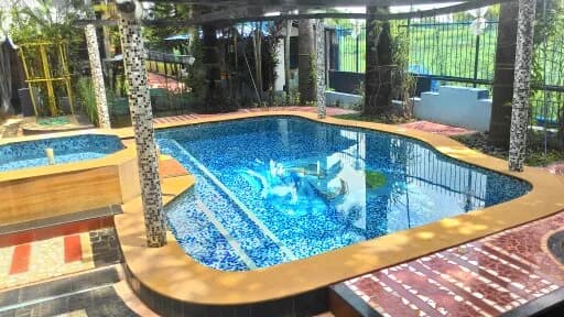 Dazzling Pools project